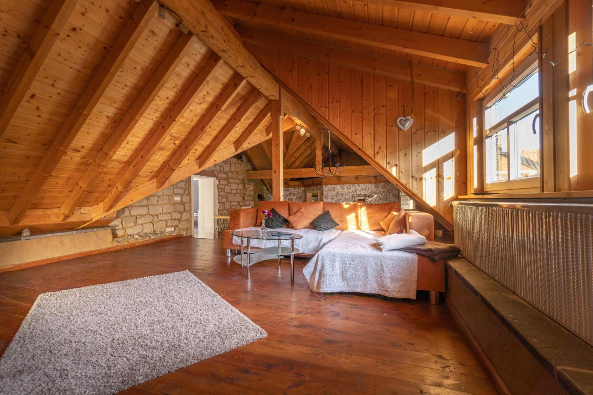 Historisches Ferienhaus "Zur Linde" Hausten Dış mekan fotoğraf